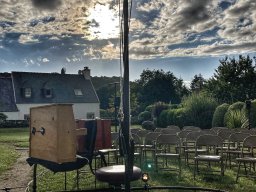 Dedans St Jean du Doigt 1